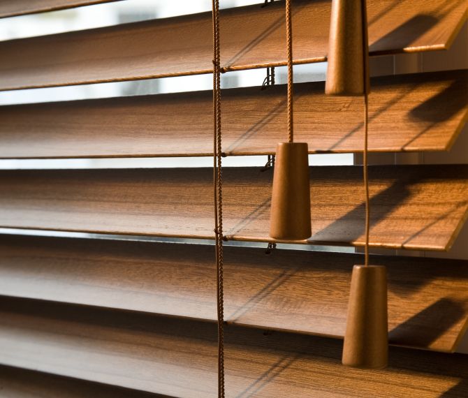 venetian blinds